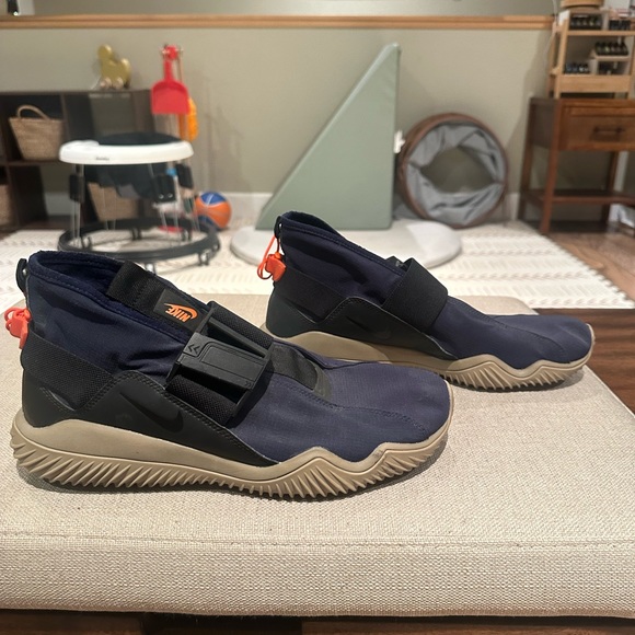 Men’s NikeLab ACG 07 KMTR Obsidian Shoes - Picture 2 of 7
